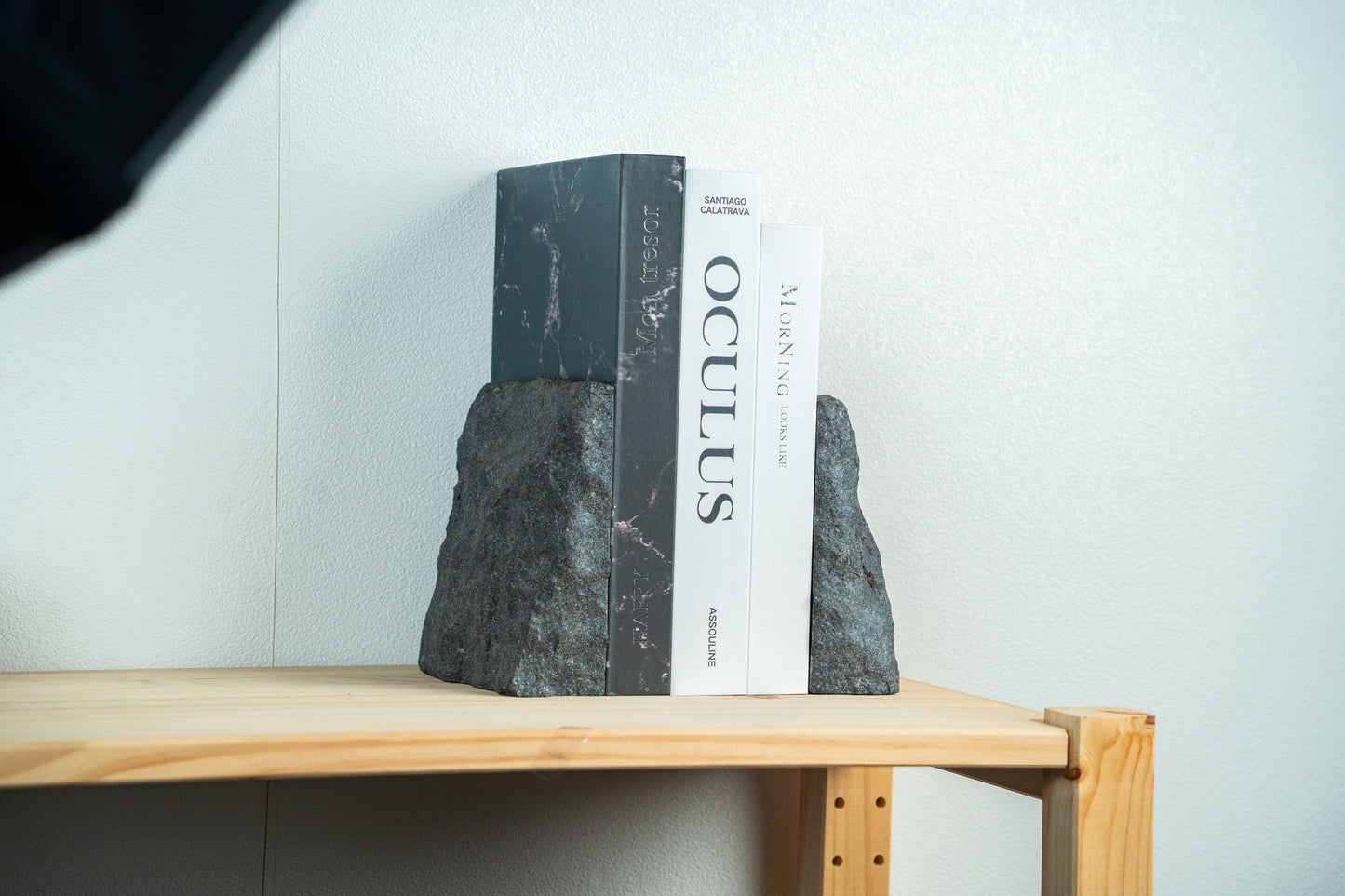 Bookend small