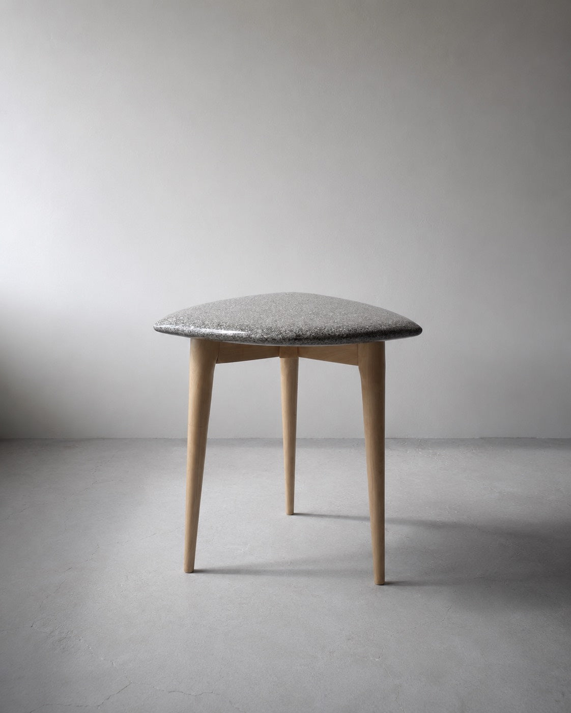 stone side table　御影石サイドテーブル