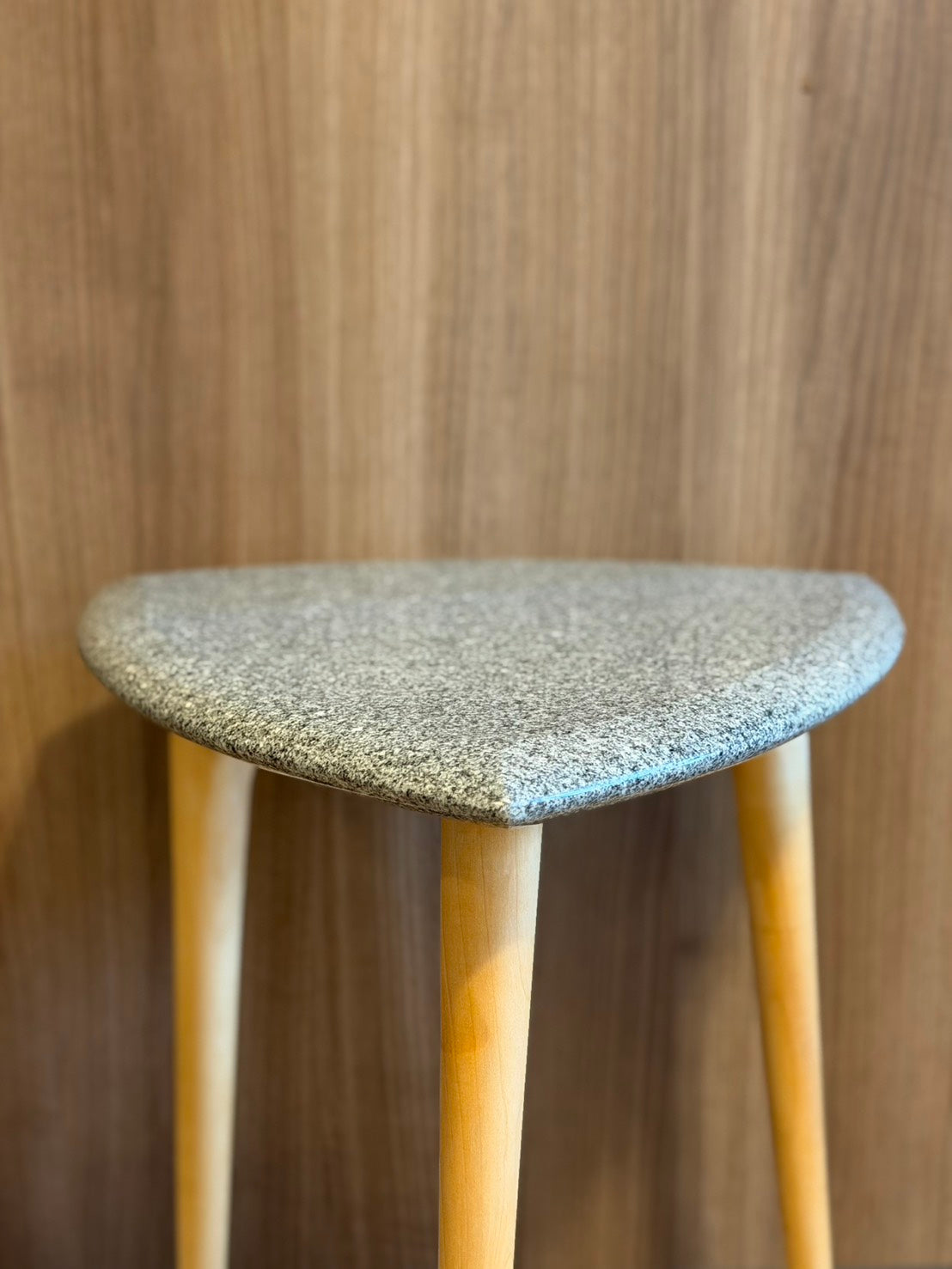 stone side table　御影石サイドテーブル